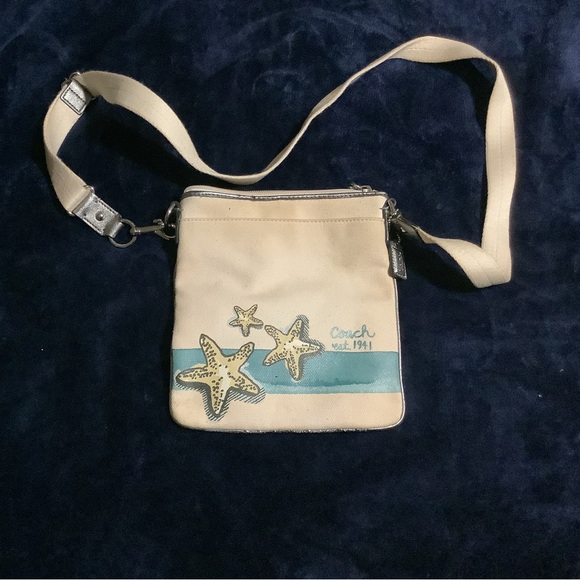 🔶FALL SALE: DISCOUNTS OFF ENTIRE CLOSET🔶 OR BUY THE ENTIRE CLOSET NOW!!! - Picture 16 of 16